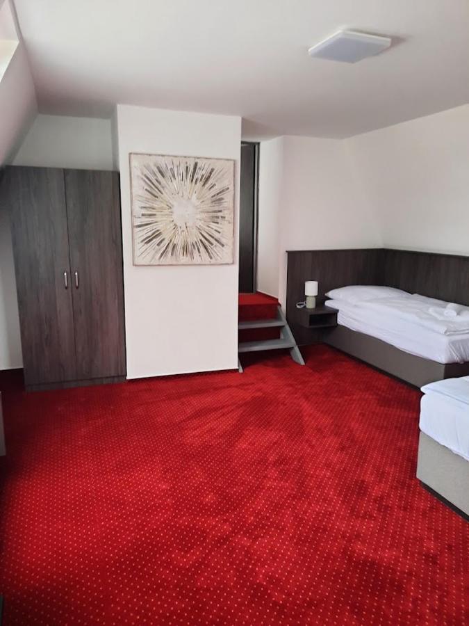 Hotel Orka Moravská Třebová Buitenkant foto
