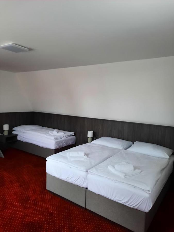 Hotel Orka Moravská Třebová Buitenkant foto