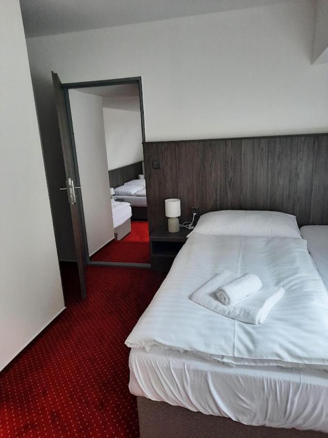 Hotel Orka Moravská Třebová Buitenkant foto