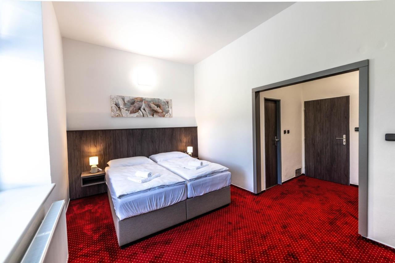 Hotel Orka Moravská Třebová Buitenkant foto