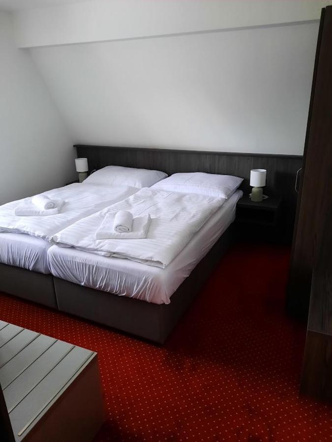 Hotel Orka Moravská Třebová Buitenkant foto