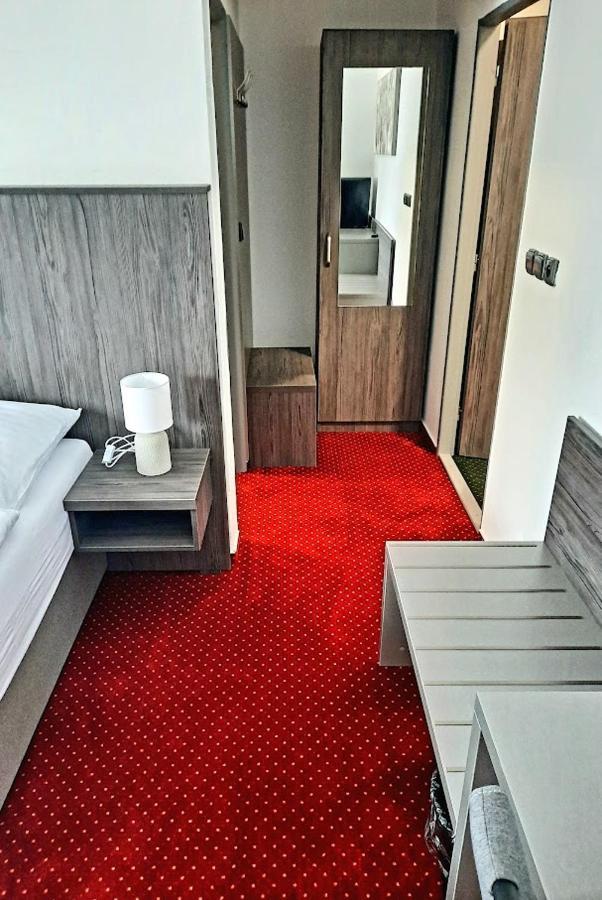 Hotel Orka Moravská Třebová Buitenkant foto
