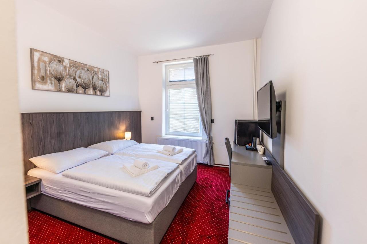 Hotel Orka Moravská Třebová Buitenkant foto