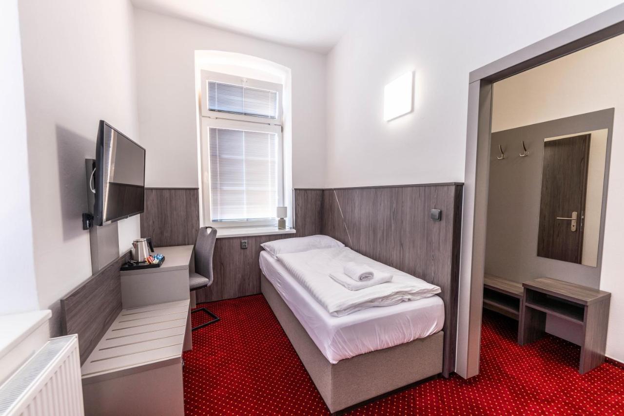 Hotel Orka Moravská Třebová Buitenkant foto